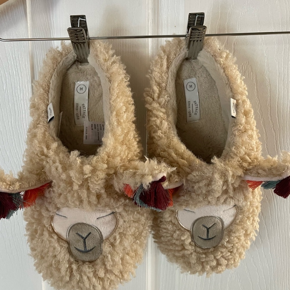 Fat Face Llama slippers